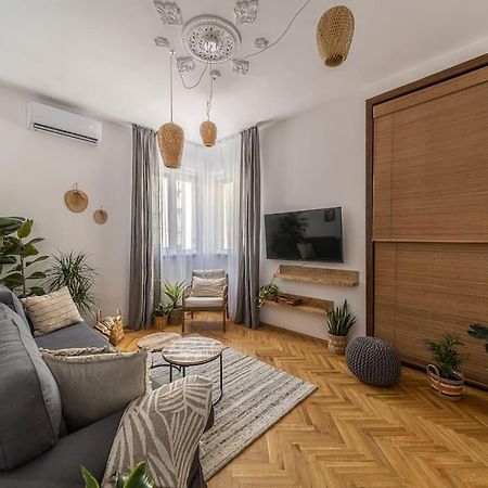 Bohohome 2 Next To The Main Street Sofia Extérieur photo